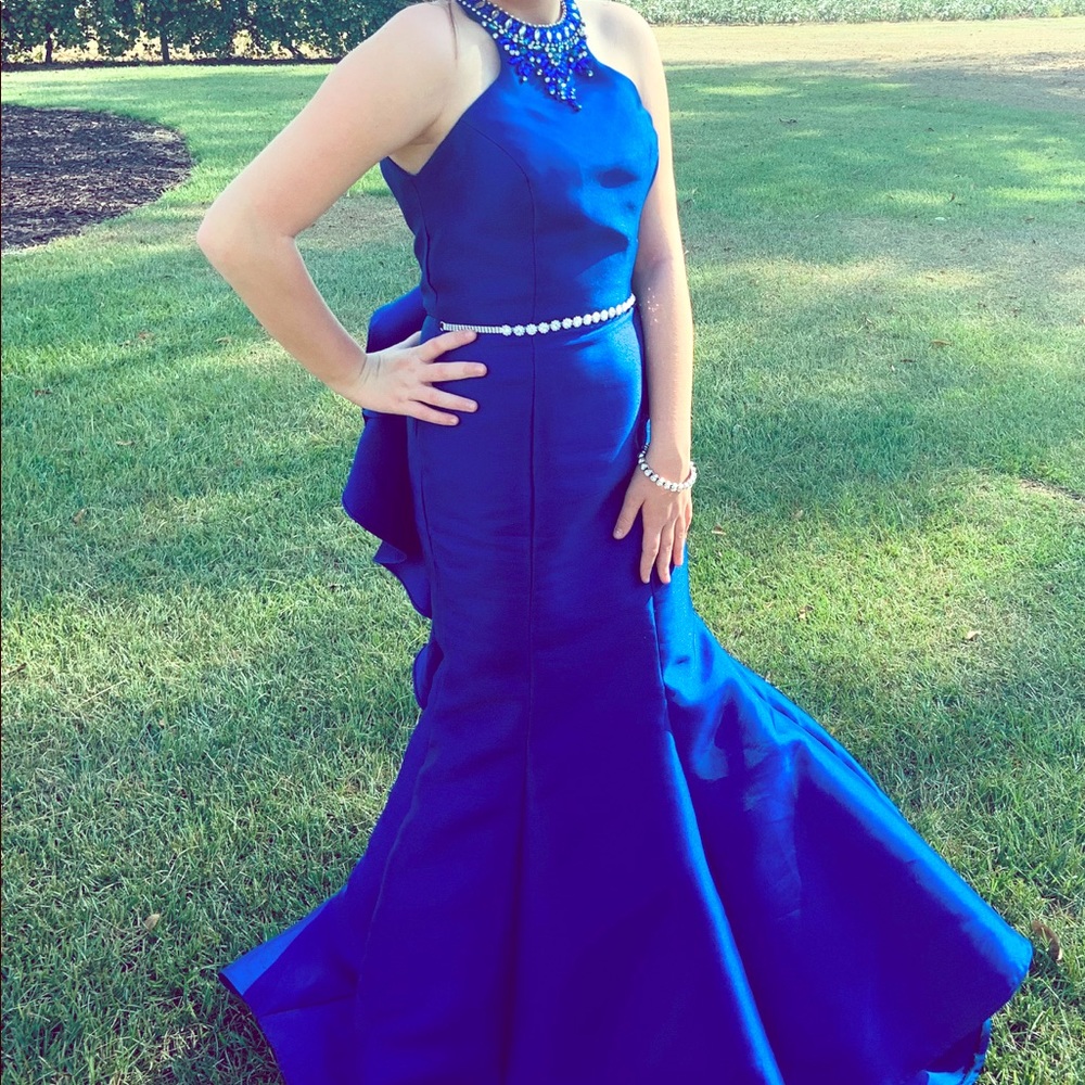 Size 0-2 formal gown
